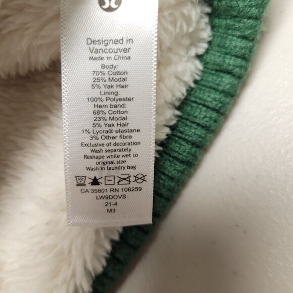 Lululemon Fleece Lined Knit Beanie & Mittens Hat  One Size - Picture 5 of 6